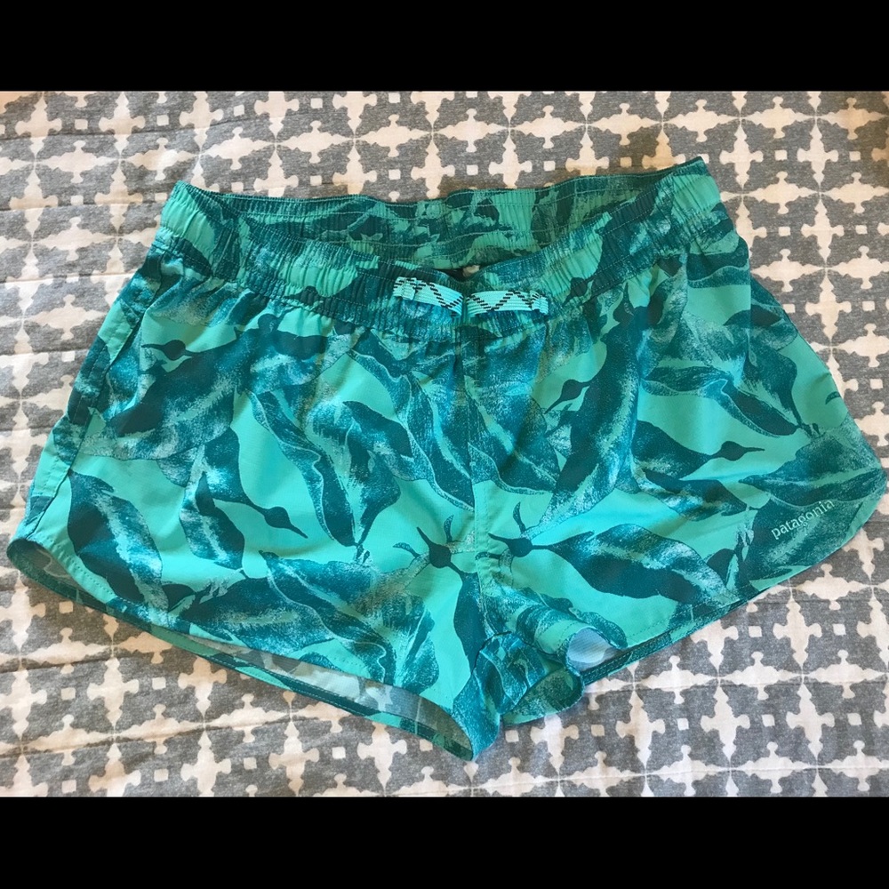 Patagonia Athletic/ Quick Dry Shorts Medium